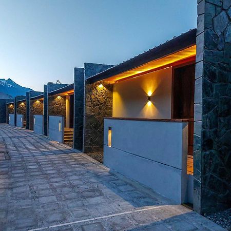 Himmel Skardu By Luxus Hotel Exterior photo