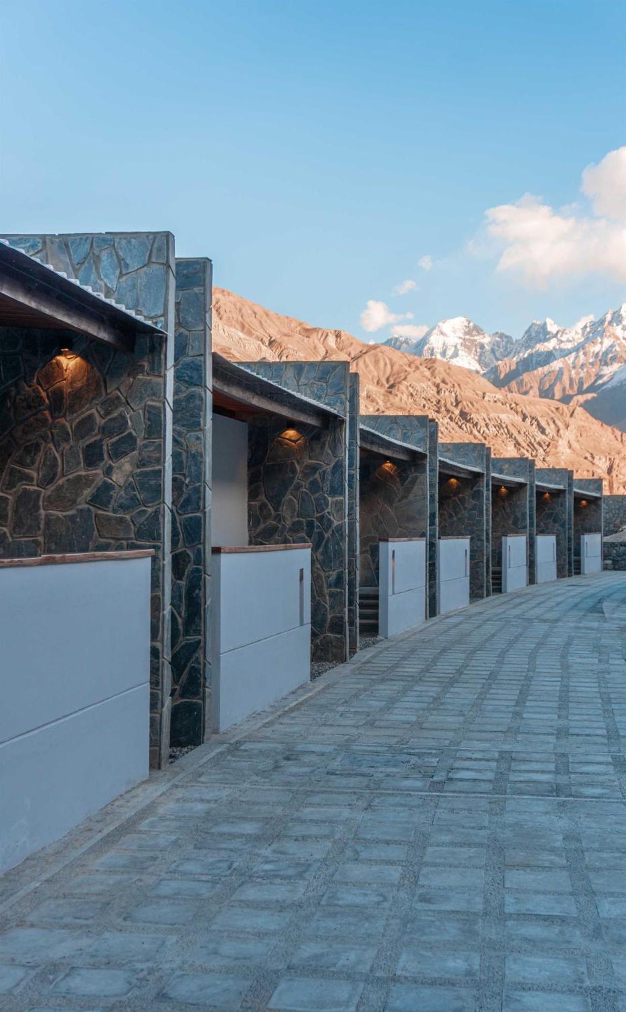 Himmel Skardu By Luxus Hotel Exterior photo